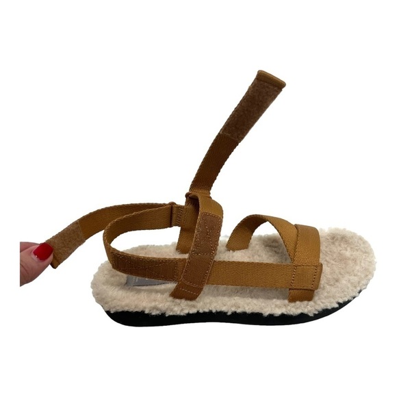 Everlane The Renew Teddy Sport Faux Fur Lined Outdoor Casual Sandals Women’s 7 - Picture 14 of 16